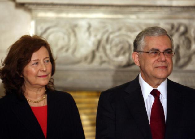 Λουκάς Παπαδήμος: Τα πρώτα λεπτά μετά την επίθεση – Συγκλονίζει η σύζυγός του: Ήθελα να ακούσω τη φωνή του