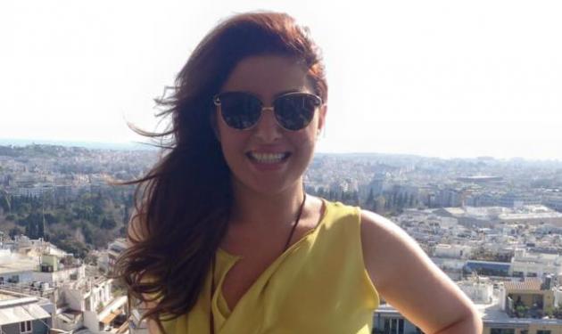 Έλενα Παπαρίζου: Κάνει tour με τους φίλους της στο κέντρο της Αθήνας!