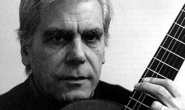 Πέθανε ο τραγουδιστής  του “Νέου Κύματος” Λάκης Παππάς