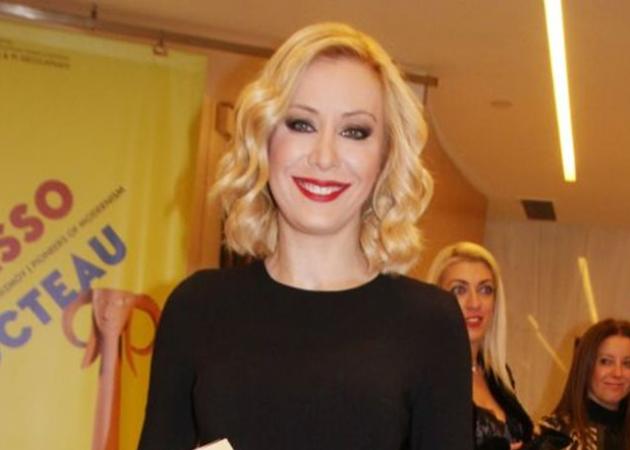 Αντριάνα Παρασκευοπούλου: Ο δικηγόρος της στην Tatiana Live για το “κόψιμο” της από το δελτίο και η απάντηση της ΕΡΤ