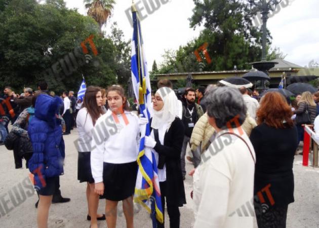 Μαθητική παρέλαση Αθήνας: Τα κορίτσια που έκλεψαν την παράσταση