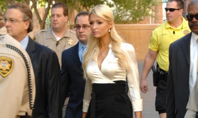 Η Paris Hilton γλίτωσε τη φυλακή και… ντύθηκε σεμνά!