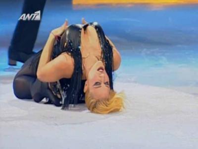 Η σέξι εμφάνιση της Π. Αναστασοπούλου στο ”Dancing On Ice”!