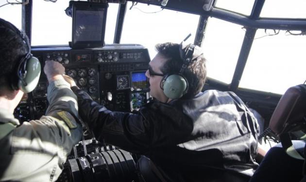 Ο Αλέξης Τσίπρας στο πιλοτήριο αεροσκάφους! Φωτογραφίες
