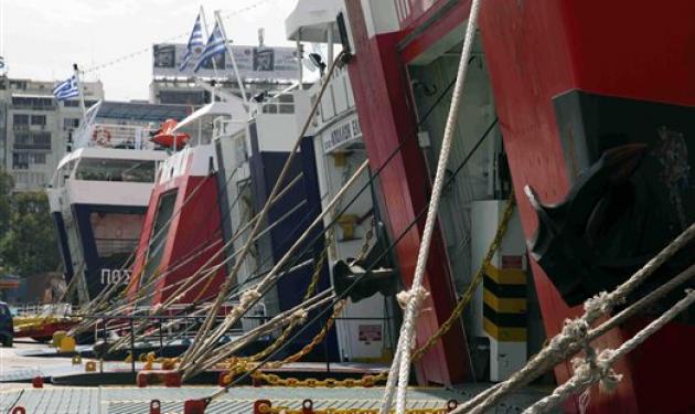 Δεμένα τα πλοία στα λιμάνια – 48ωρη απεργία κάνουν οι ναυτεργάτες
