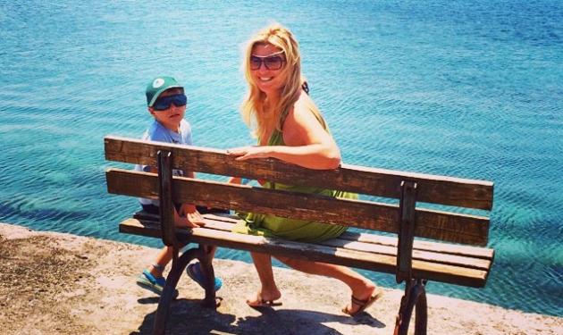 Χριστίνα Πολίτη: Διακοπές στο Πήλιο με τον γιο της!