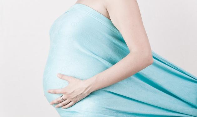 Κρύβει κινδύνους η εξωσωματική γονιμοποίηση;