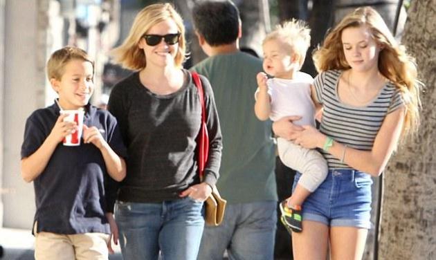 Η 14χρονη κόρη της Reese Witherspoon, Ava, μεγάλωσε και της μοιάζει πολύ