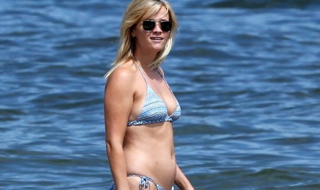 Η Reese Witherspoon με μαγιό χωρίς ρετούς!