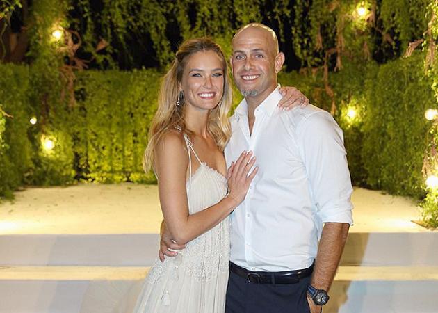 Bar Refaeli: Έγκυος στο πρώτο της παιδί!