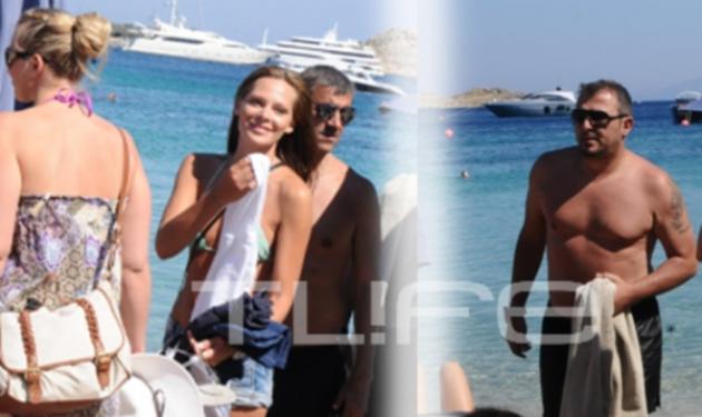 Α. Ρέμος: Για μπάνιο με την Υβόννη στη Μύκονο! Δες φωτογραφίες