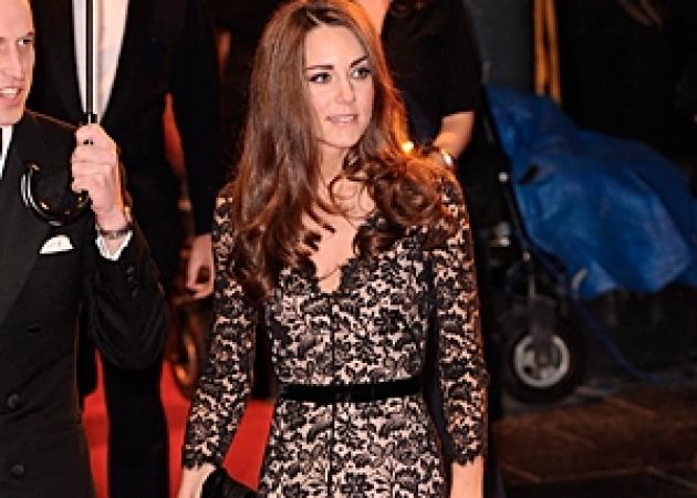 Tι φόρεσε η Kate Middleton στην πρεμιέρα της ταινίας War Horse;