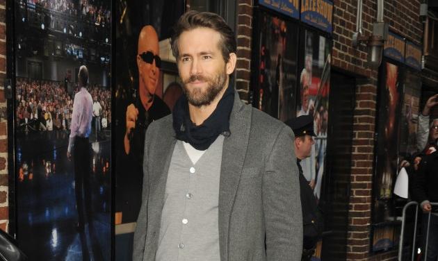 Αγνώριστος ο Ryan Reynolds στη νέα του ταινία! Επέστρεψε στα γυρίσματα μία ημέρα μετά το τροχαίο ατύχημά του!