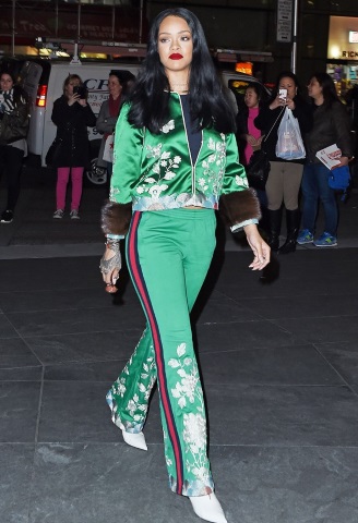 H Rihanna με Gucci!
