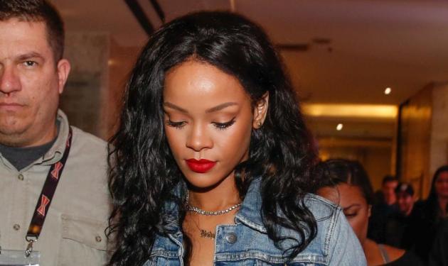 Όταν η Rihanna σνομπάρει μια από τις μεγαλύτερες star του τραγουδιού στη Βραζιλία