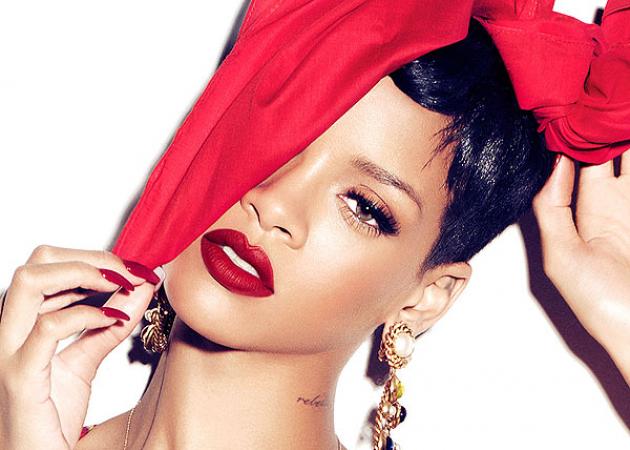 Η πρώτη συλλογή της Rihanna για τα MAC εξαντλήθηκε σε 3 ώρες!