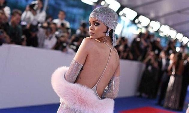 Ο ξέφρενος χορός της Rihanna στα παρακήνια των βραβείων CFDA! Video