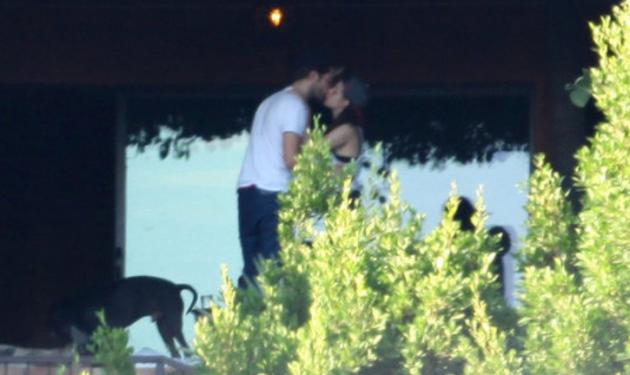 R. Pattinson – K. Stewart: Καυτά φιλιά και αγκαλιές μετά την επανασύνδεση! Φωτογραφίες