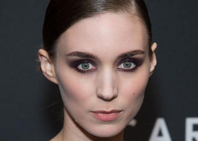 Θα θες να κάνεις την κοτσίδα της Rooney Mara όταν τη δεις από πίσω!