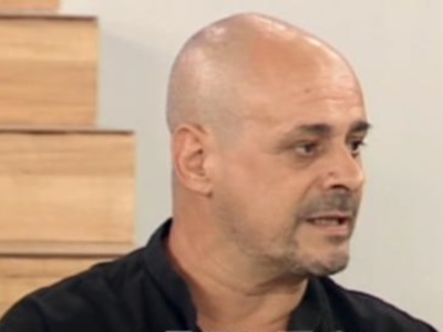 Ζαχαρίας Ρόχας: “Βρέθηκα με 10 μαχαίρια στο λαιμό”