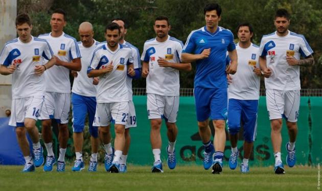 Σ. Ρουβάς: Προπονήθηκε με τους παίκτες της Εθνικής Ομάδας! Δες φωτογραφίες