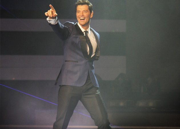 Σάκης Ρουβάς: Απογείωσε το X Factor! #Ola όσα έγιναν στο πρώτο live