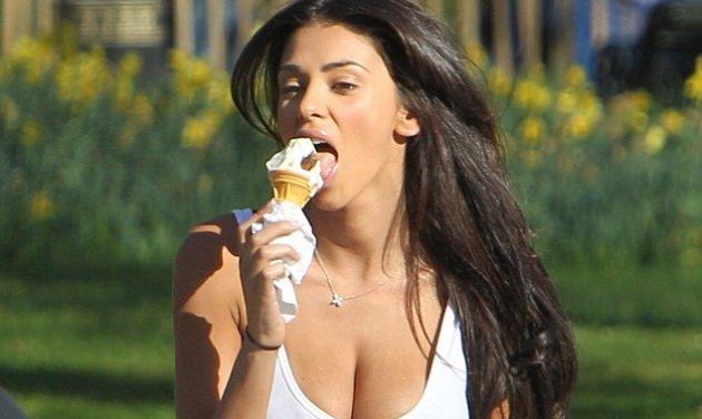 Γ. Σάλπα: Η Ελληνίδα που αναστατώνει το Λονδίνο τρώγοντας το παγωτό της!