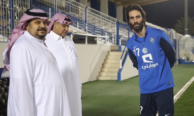 Γιώργος Σαμαράς: Οι πρώτες ώρες και η θερμή υποδοχή του Έλληνα ποδοσφαιριστή στη Σαουδική Αραβία!