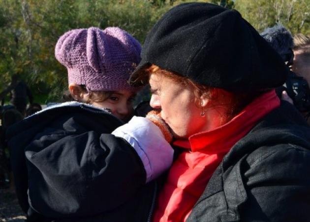 Η Σούζαν Σάραντον βάζει τα γυαλιά σε όλους τους… “συναδέλφους” της