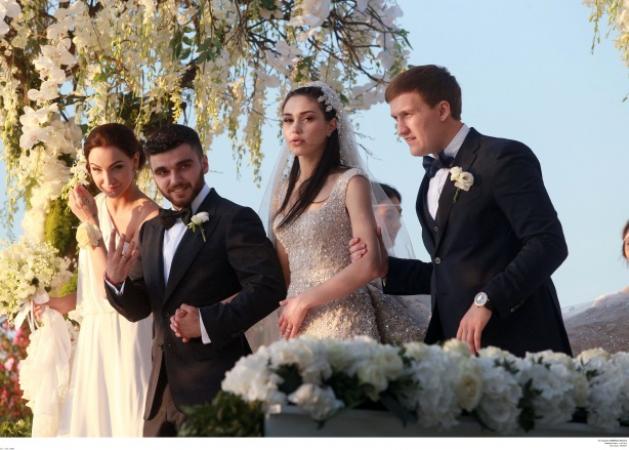 Γιώργος Σαββίδης – Γιάννα Κουντγιάκοβα: Φωτογραφίες από τον λαμπερό γάμο τους!