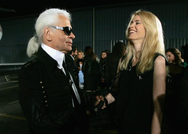 Δες το video που ο Karl Lagerfeld φωτογραφίζει την Claudia Schiffer