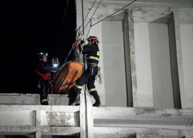 Έρευνα σοκ: Το 80% των Ελλήνων εκτεθειμένοι σε σεισμό και τσουνάμι!