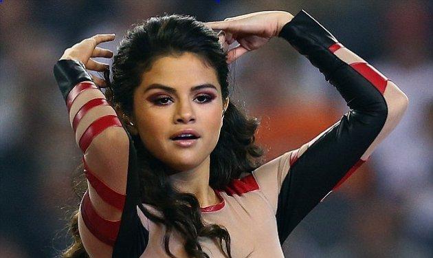 Τι τρέχει με τη Selena Gomez; Φήμες για σοβαρό αυτοάνοσο νόσημα!