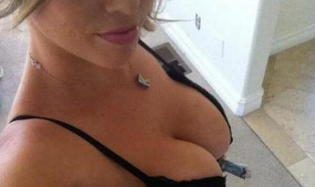 Οοps! Αντί να στείλει γυμνή φωτογραφία της στον φίλο της, την έστειλε στο αφεντικό της!