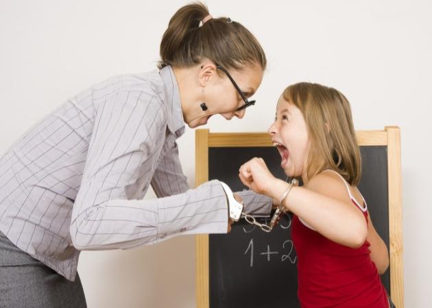 Παιδί: Κόντρα με το δάσκαλο και πώς να την αντιμετωπίσεις!