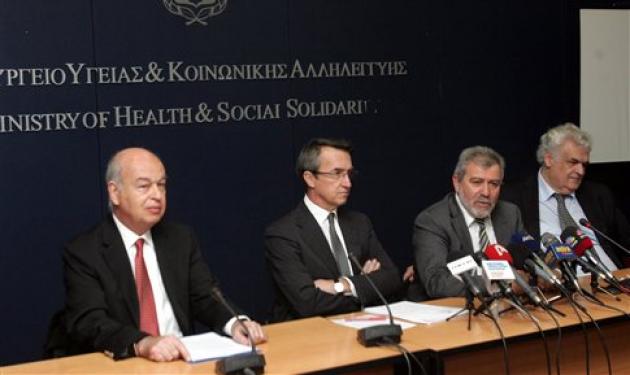 Μπάχαλο με τις σιλικόνες: 40 οι γυναίκες λέει τώρα το υπουργείο!