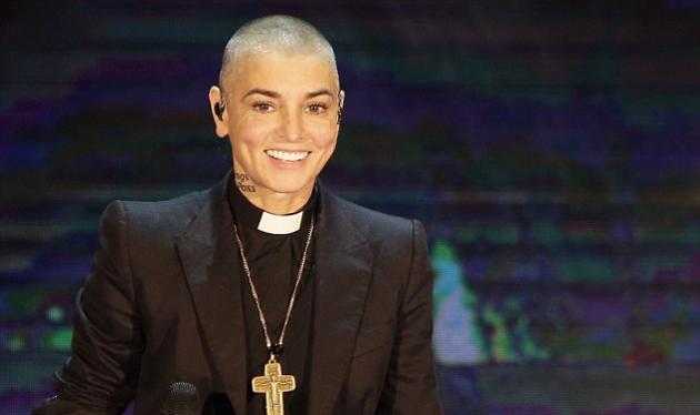 Sinead O’ Connor: Ικετεύει τον άνθρωπο που απειλεί να την βιάσει, να την αφήσει ήσυχη!