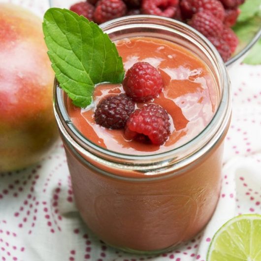 Rasberry smoothie | tlife.gr Rasberry smoothie | tlife.gr