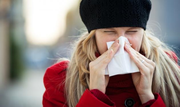 Ο ιός της γρίπης “χτυπά” και τις υγιείς ομάδες