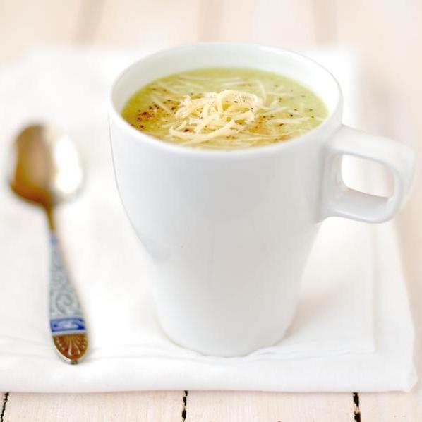 Κρεμώδης σούπα με πράσο και μανιτάρια