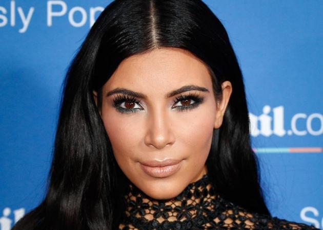 Kim Kardashian: μόλις παραδέχτηκε ότι παραβιάζει έναν από τους σημαντικότερους κανόνες στην ομορφιά!