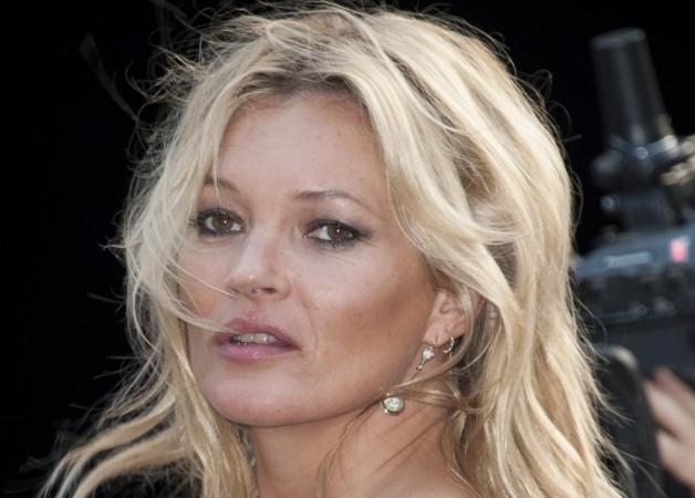 Εντελώς αμακιγιάριστη η Kate Moss σε νέα καμπάνια!