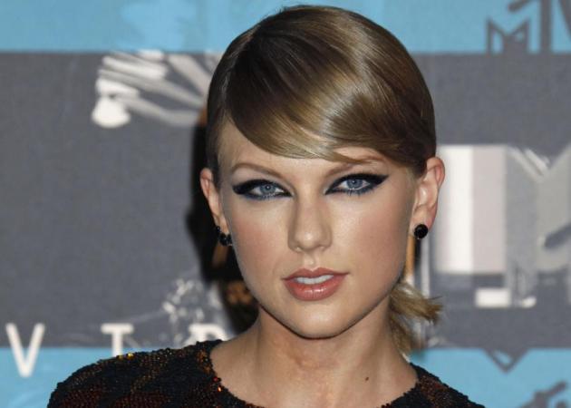 Δεν το πιστεύουμε ότι η Taylor Swift έκανε αυτό το λάθος στο μακιγιάζ της!