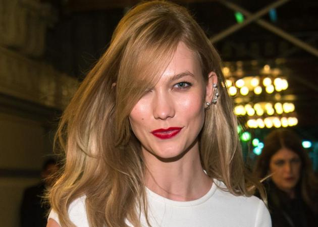 Η Karlie Kloss με εντελώς νέο look!