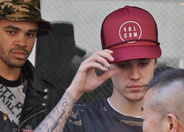 Ο Justin Bieber έκανε κάτι στα μαλλιά του που πρέπει να δεις!