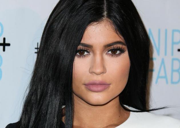 Η Kylie Jenner ετοιμάζει ολοκληρωμένη σειρά μακιγιάζ!