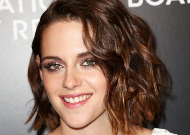 Kristen Stewart: δεν θα την αναγνώριζες ποτέ με τα νέα της μαλλιά!