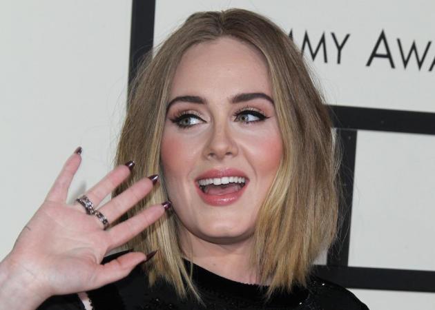 Hello Adele! Βρήκαμε τον beauty κλώνο σου!