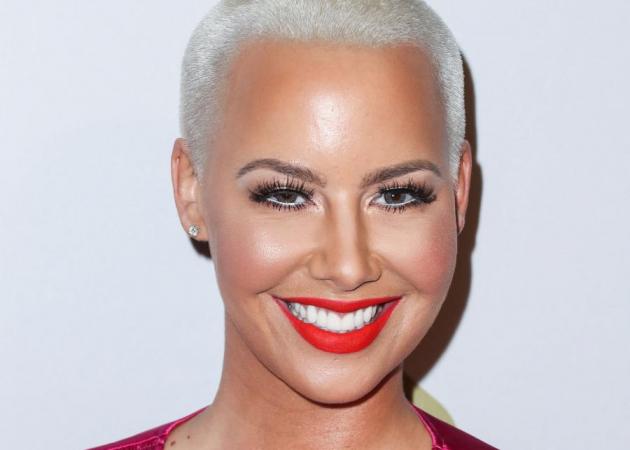 Η Amber Rose “χρησιμοποίησε” τον γιο της για ένα πείραμα με κραγιόν!