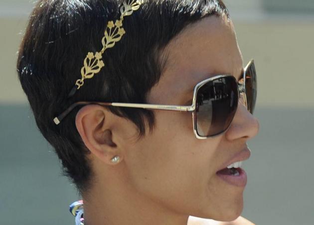 Love it! Δες το headband της Halle Berry!